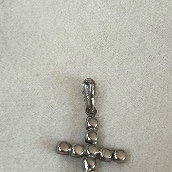 Beautiful blue crystal cross pendant - Picture 3 of 3